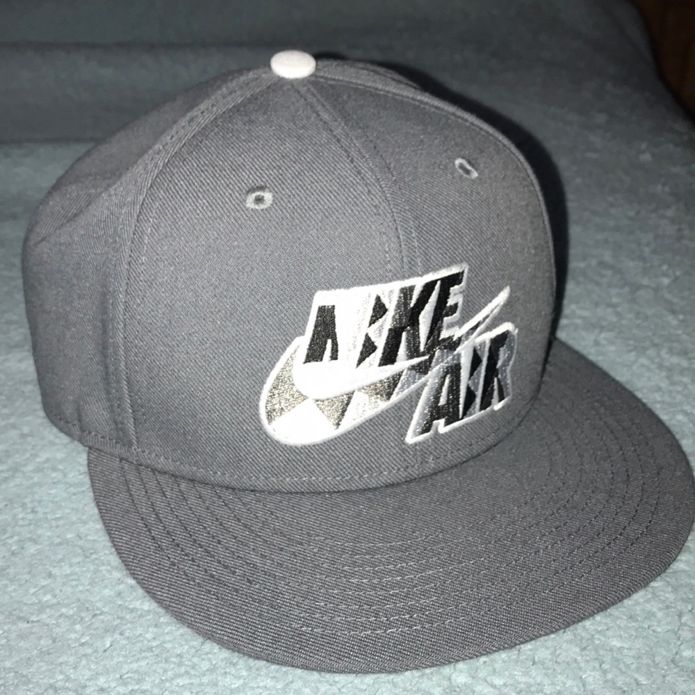 Nike Air SnapBack brand new